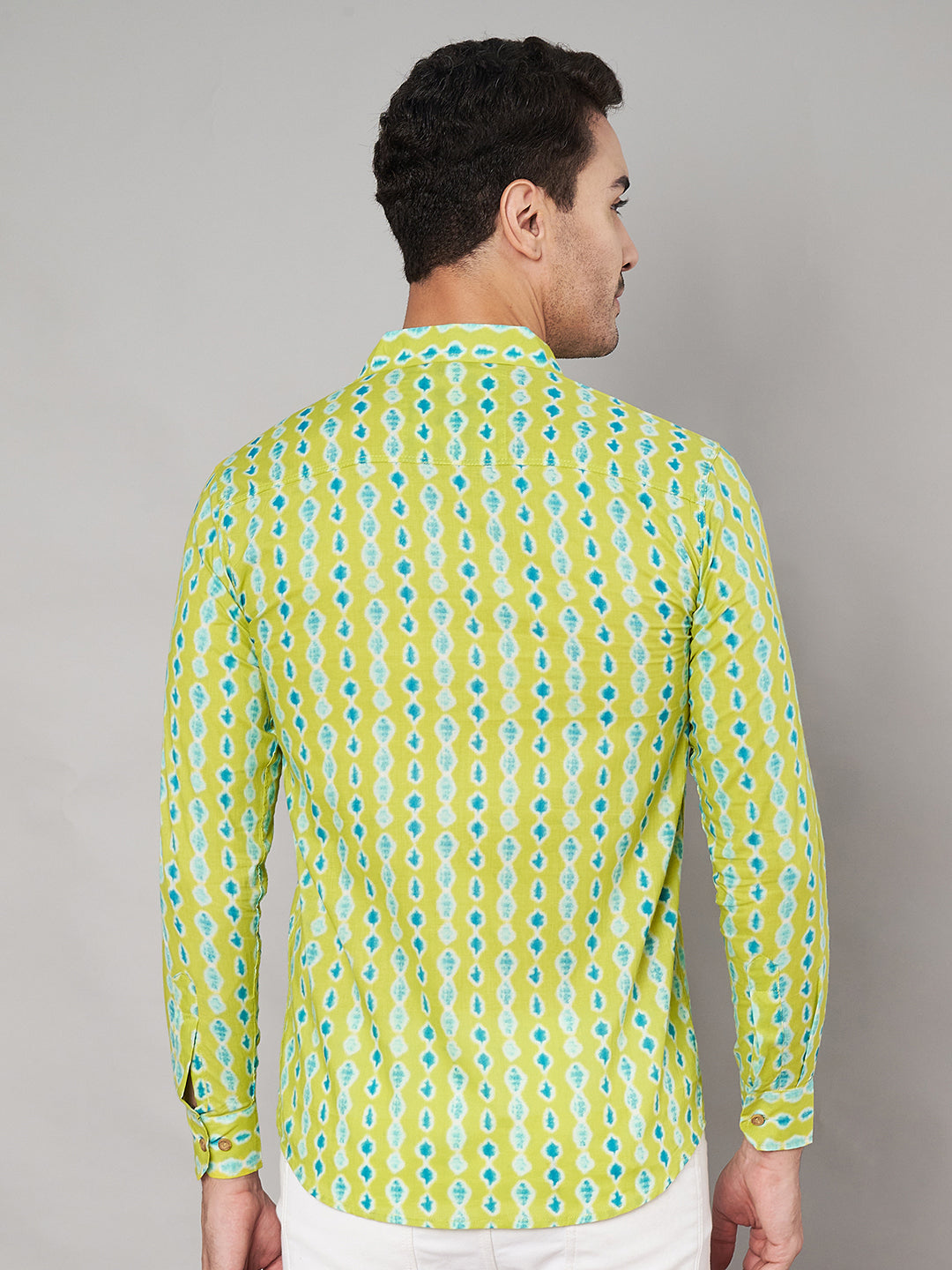 Elegant Ikat Pattern Cotton Shirt For Men