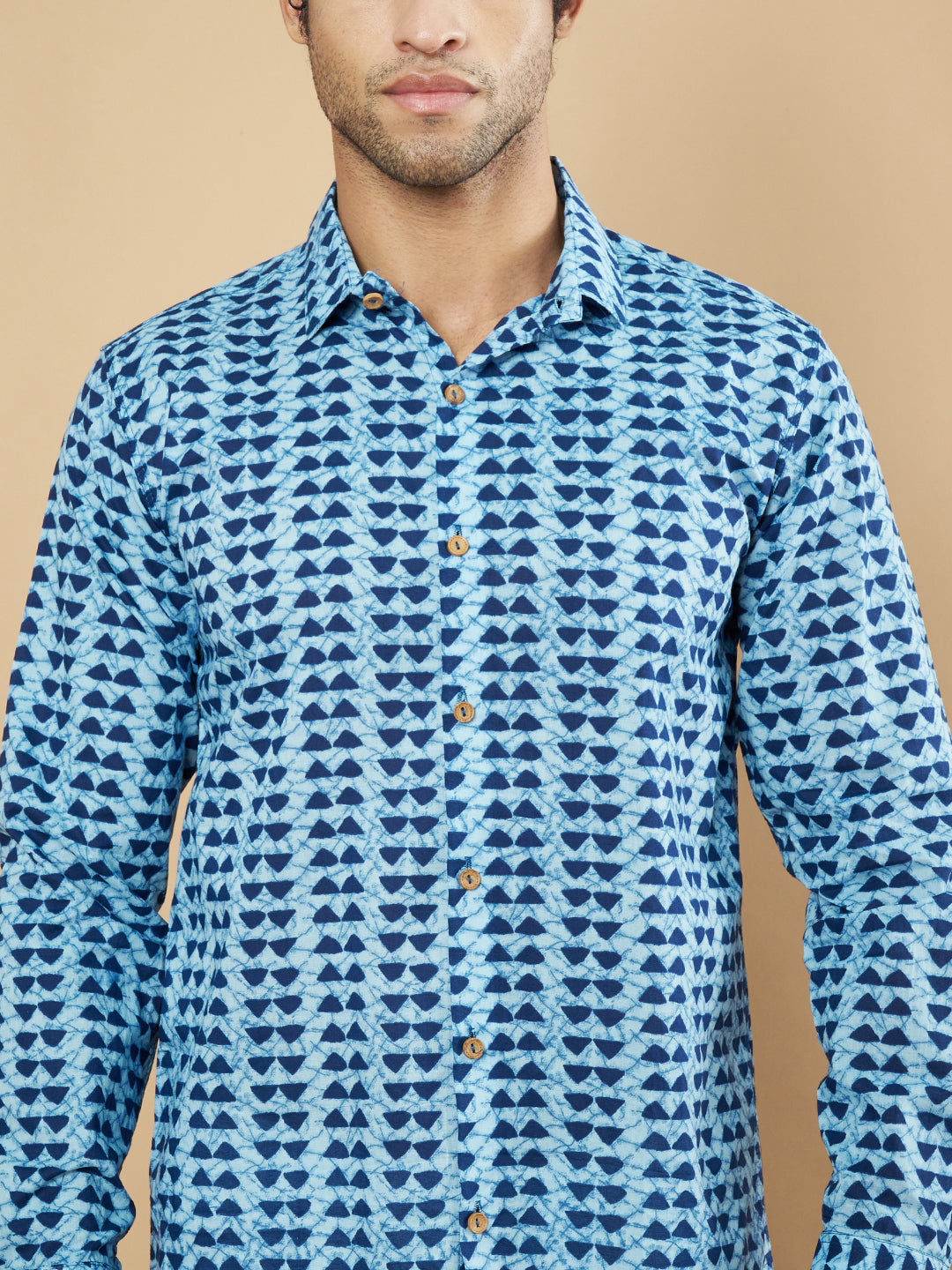 Atmungsaktives Langarmhemd aus Baumwolle für Herren