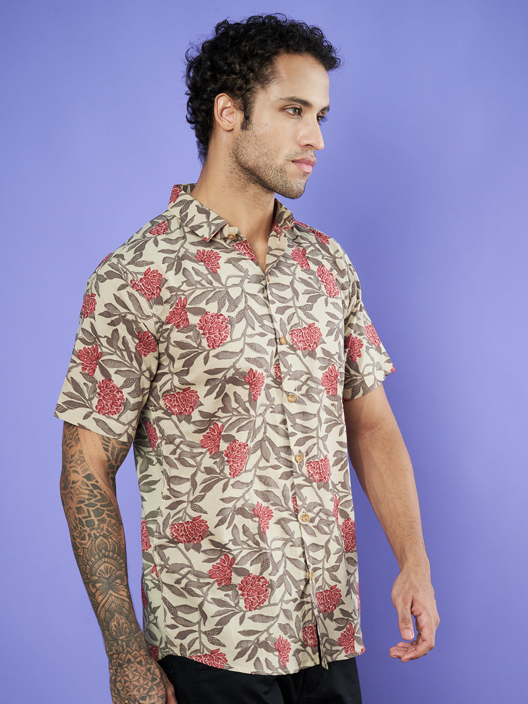 Chemise à manches mi-longues en coton Jaipuri beige à fleurs pour homme