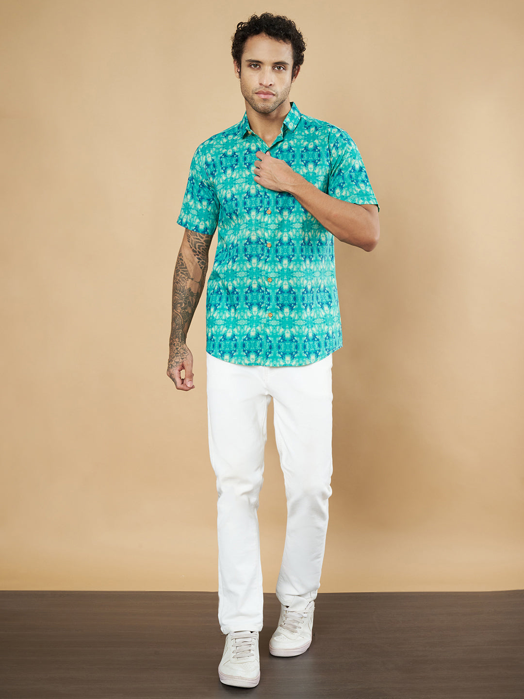 Chemise pour homme au design Rajasthani fabriquée à la main