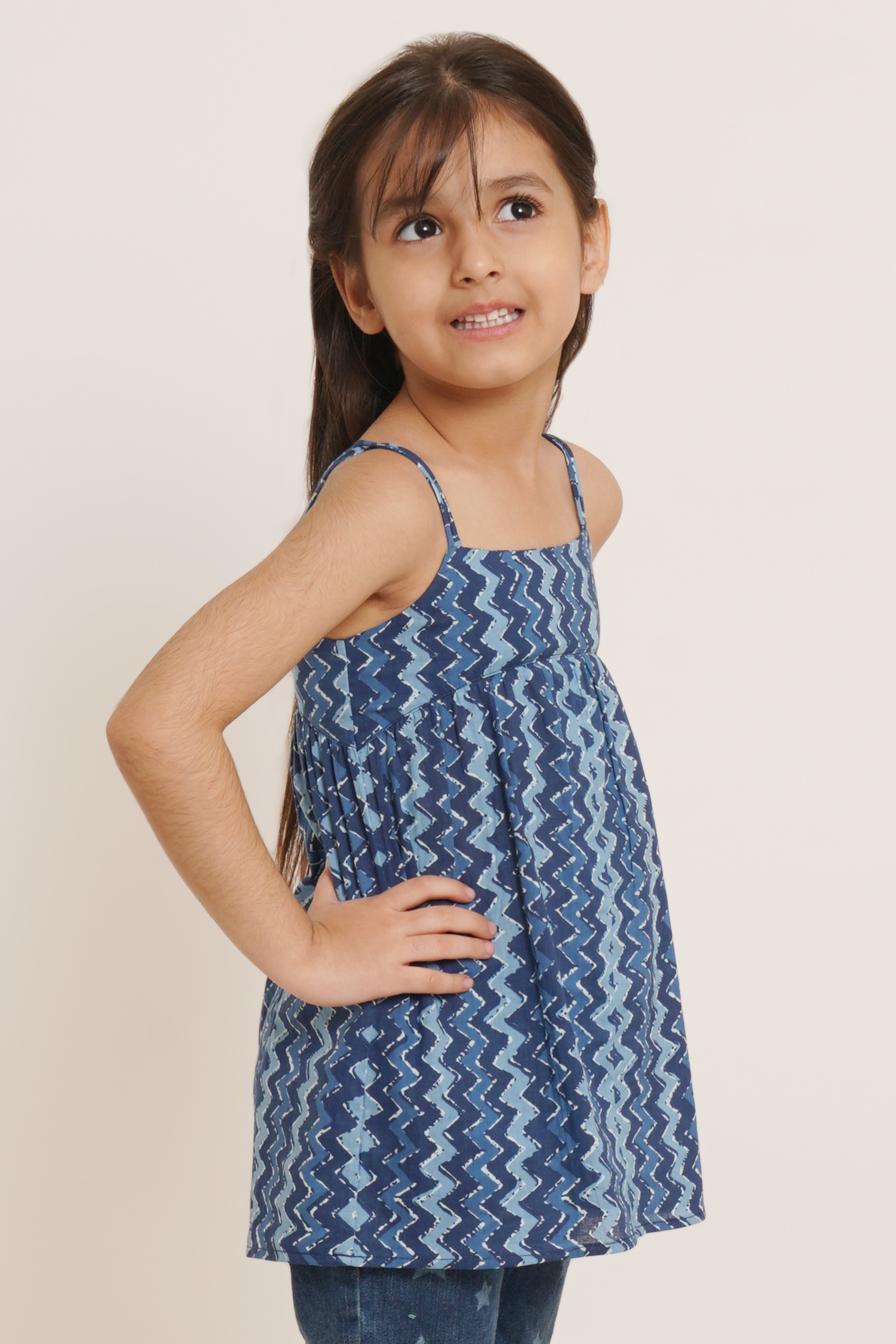 Pure Cotton Zigzag Print Sleeveless Top For Girls