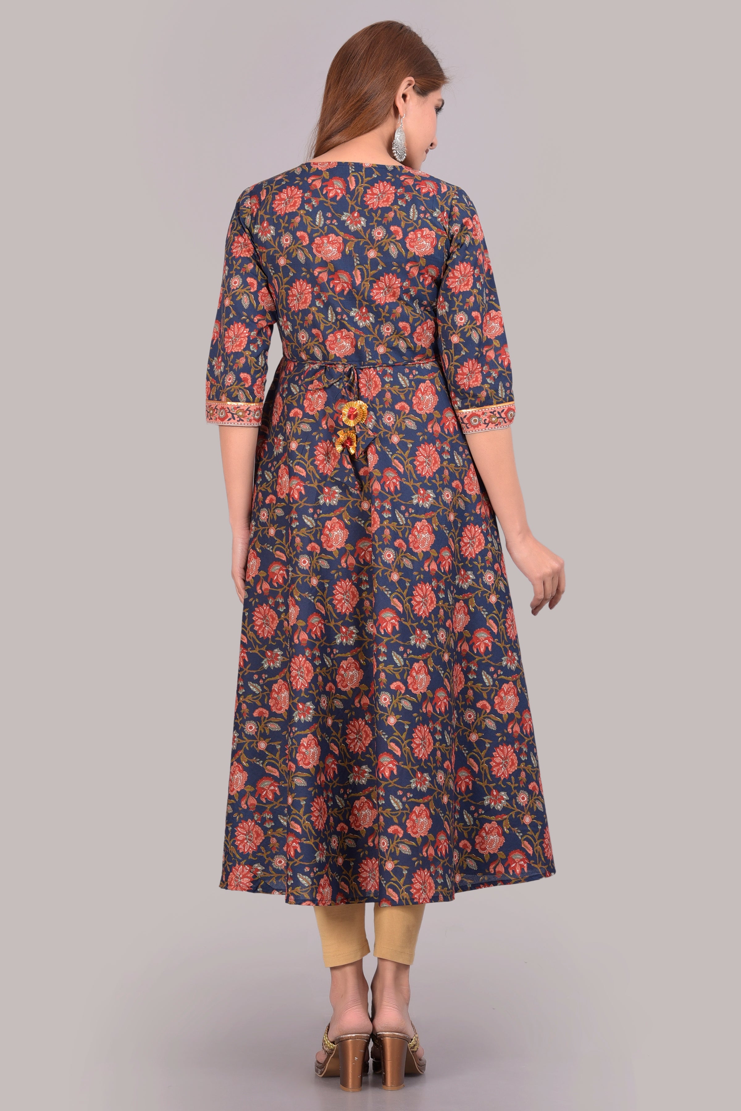 Lässiges Kurti aus Baumwolle mit Doodle-Print für Damen