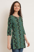 Kurti court en coton à zigzag géométrique vert pour femme