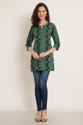 Kurti court en coton à zigzag géométrique vert pour femme
