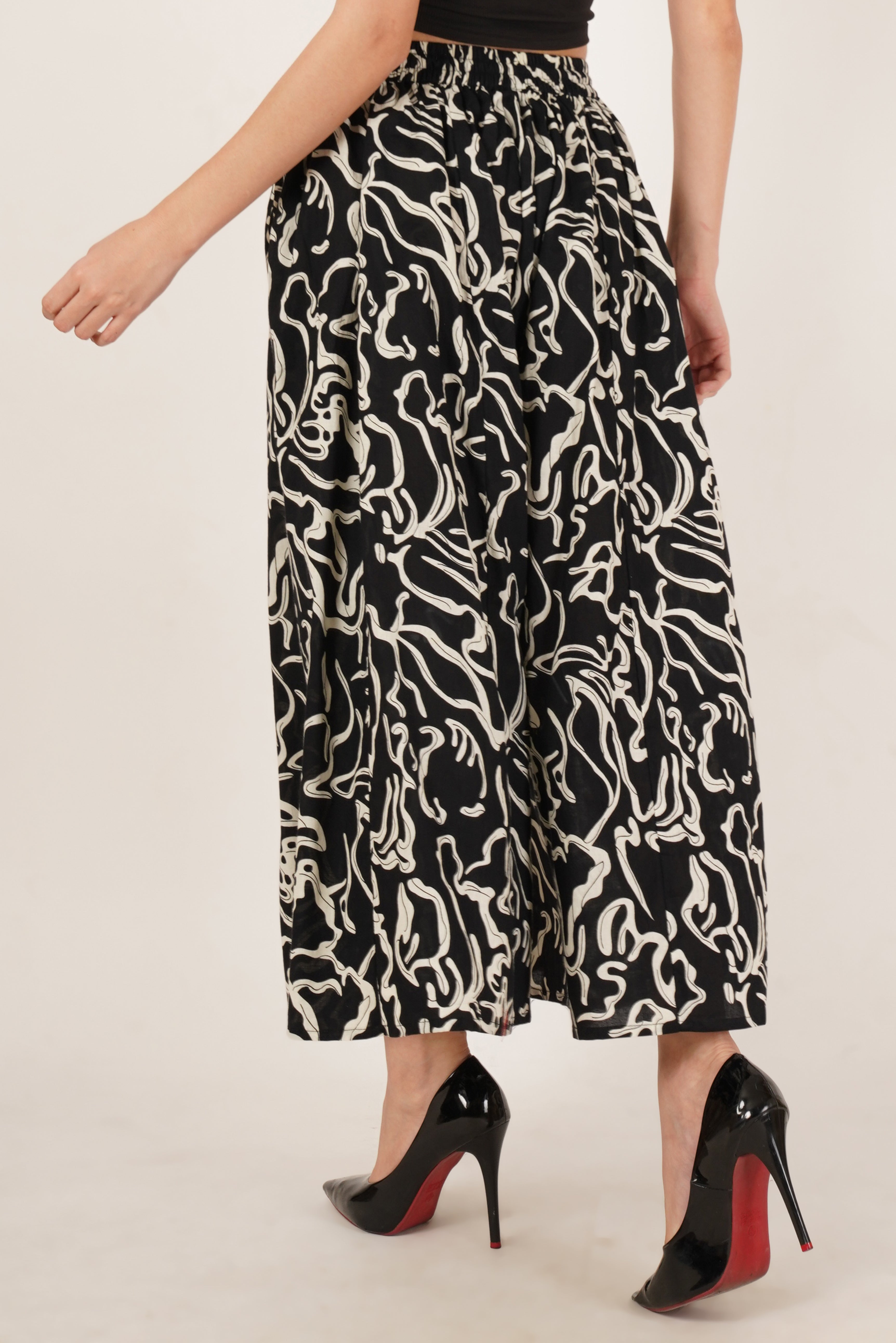 Monochrome Abstract Pattern Flared Palazzo for Women