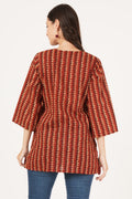 Kurti court imprimé élégant en rouge pour femme