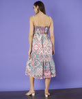 Ausgestelltes, gesmoktes Midikleid mit Blumenmuster und Stufen für Damen