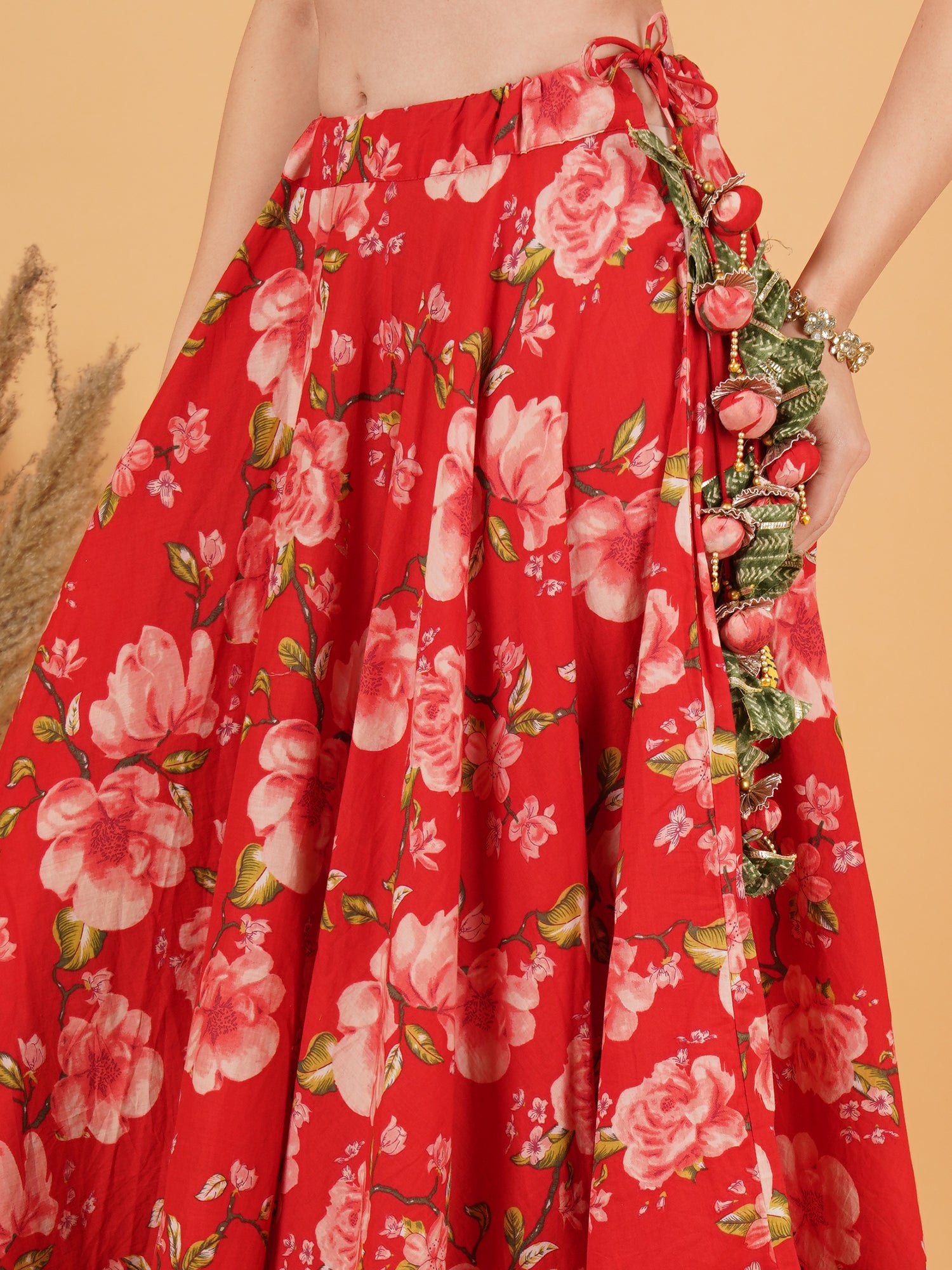 Lehenga Choli de créateur avec manches vertes pour femmes