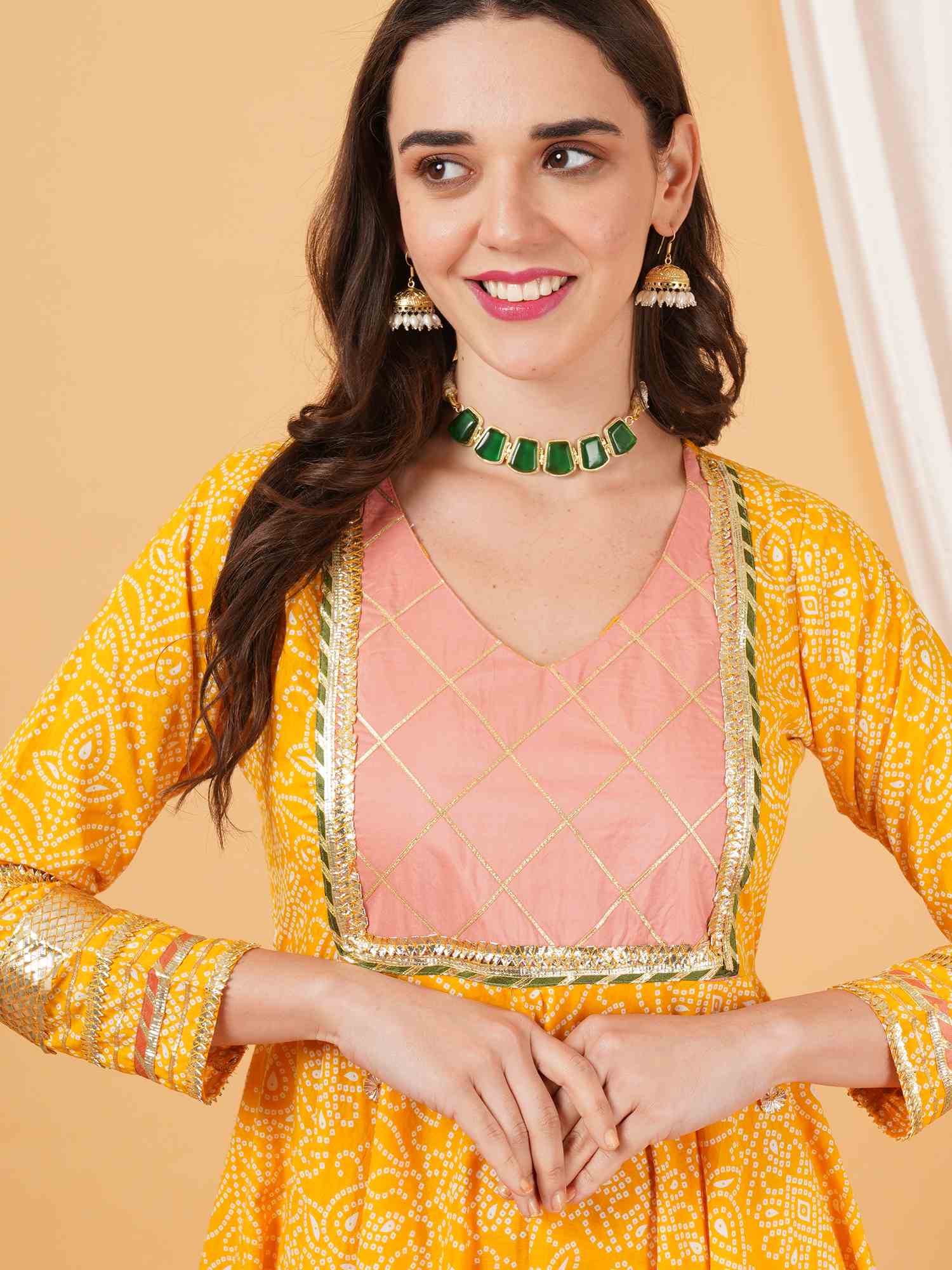 Lässiges Kurti aus Baumwolle mit Doodle-Print für Damen