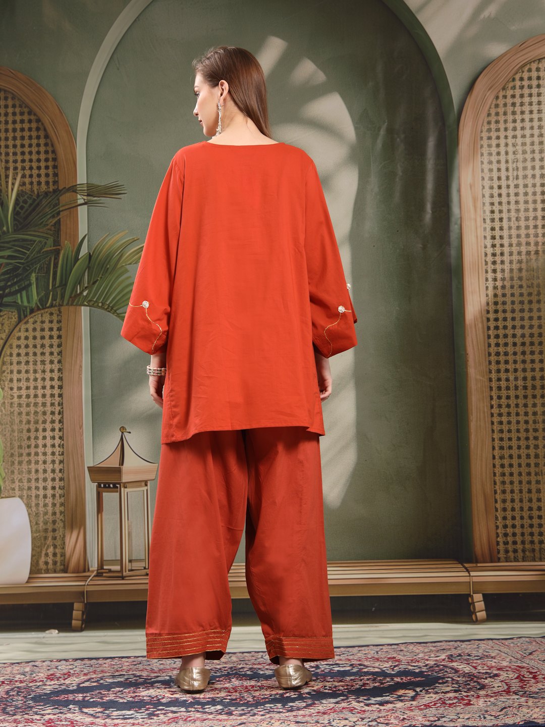 Oversized Cotton Kurta Salwar Set With Lace Neckline For Women