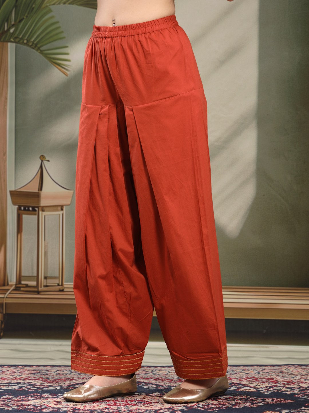 Oversized Cotton Kurta Salwar Set With Lace Neckline For Women