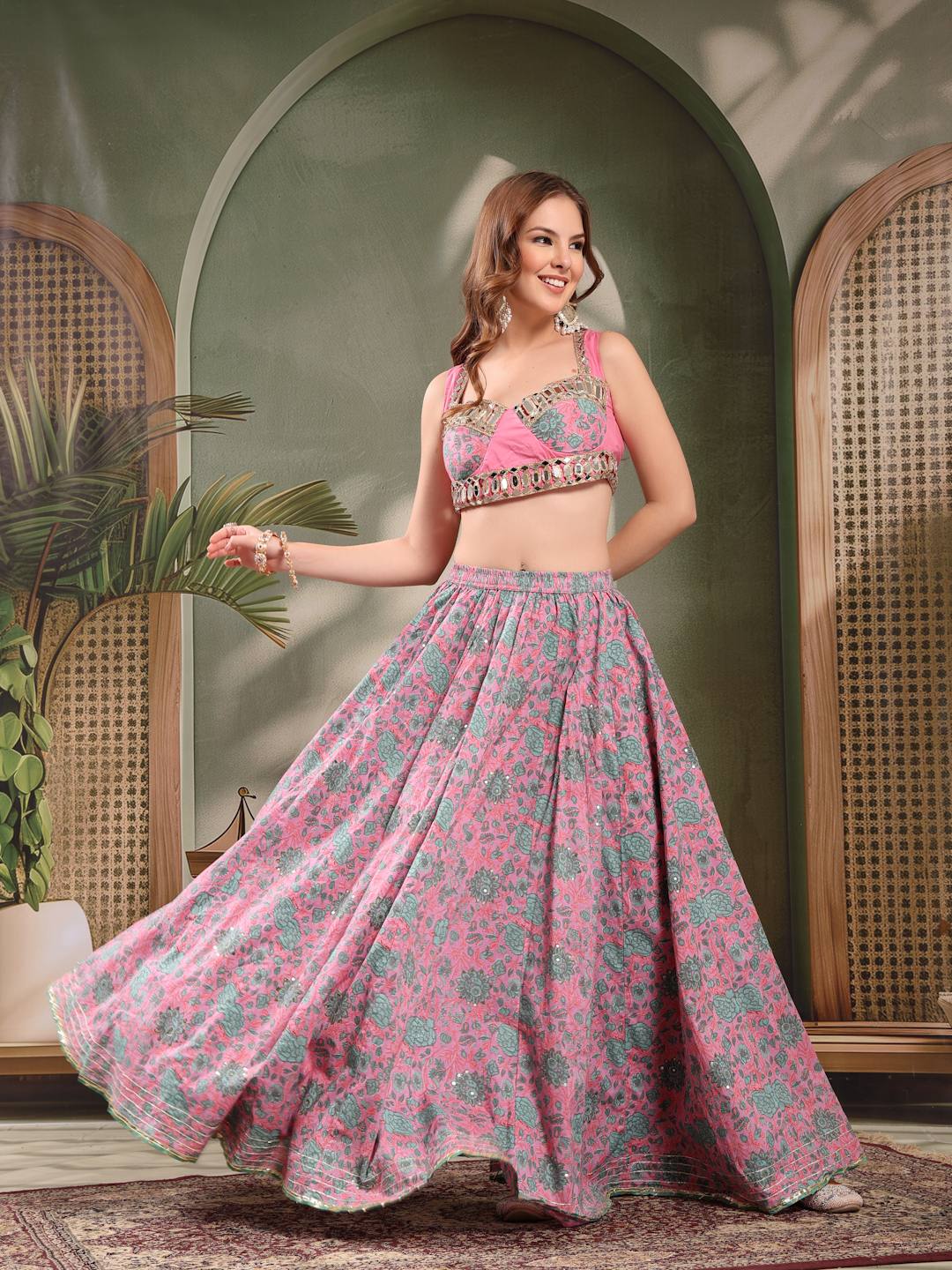 Lehenga Choli de créateur avec manches vertes pour femmes