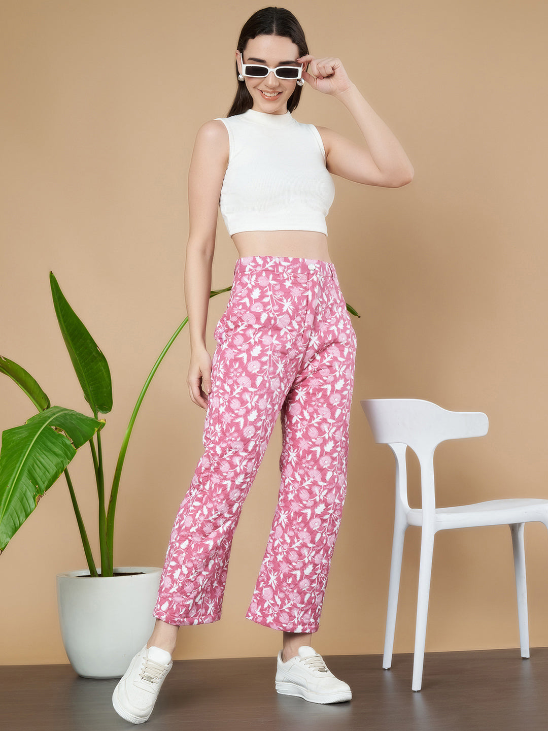 Gestepptes, rosa Chevron-Blazer- und Hosen-Set für Damen