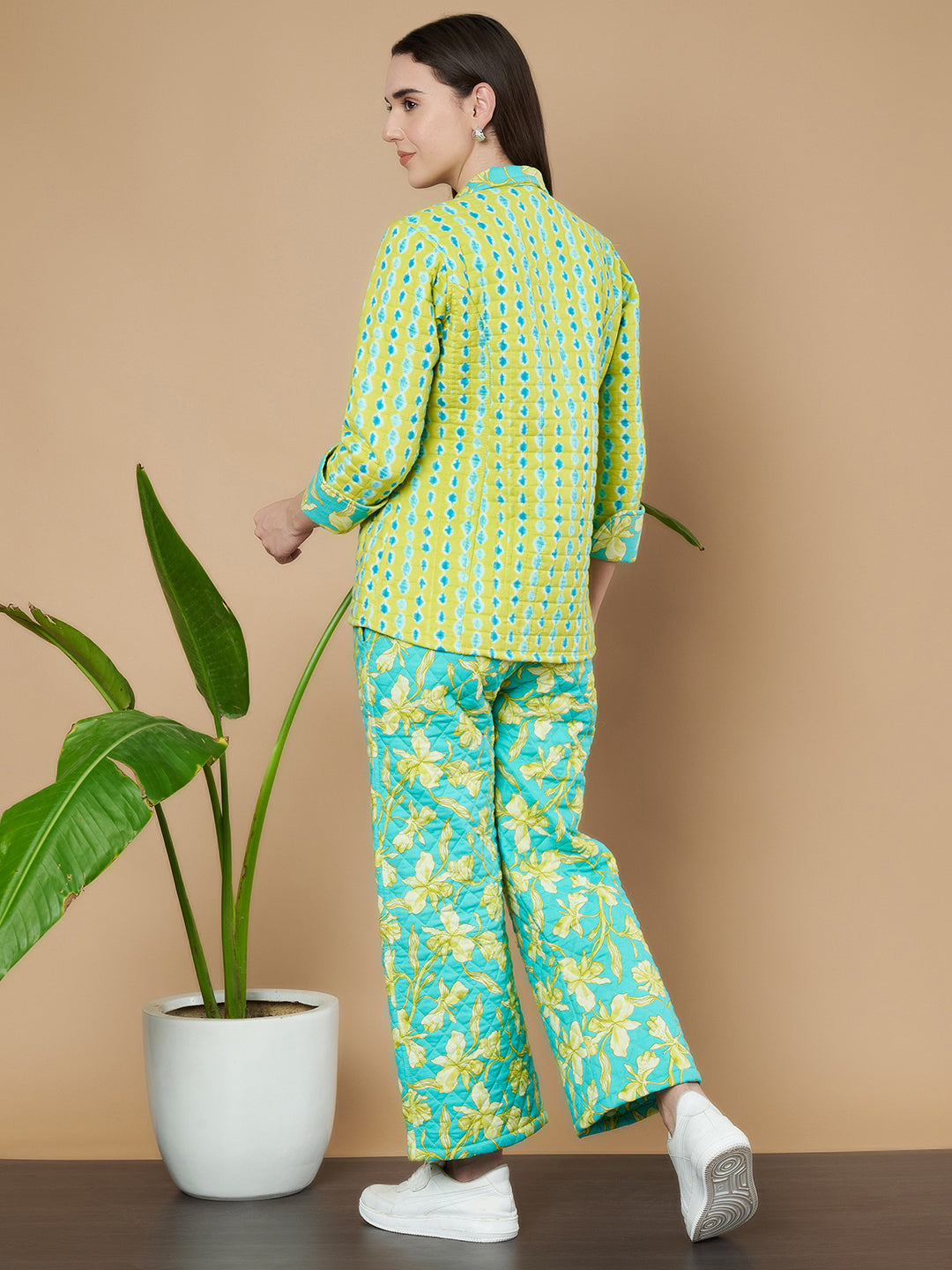 Modernes Steppblazer-Hosen-Set für Damen