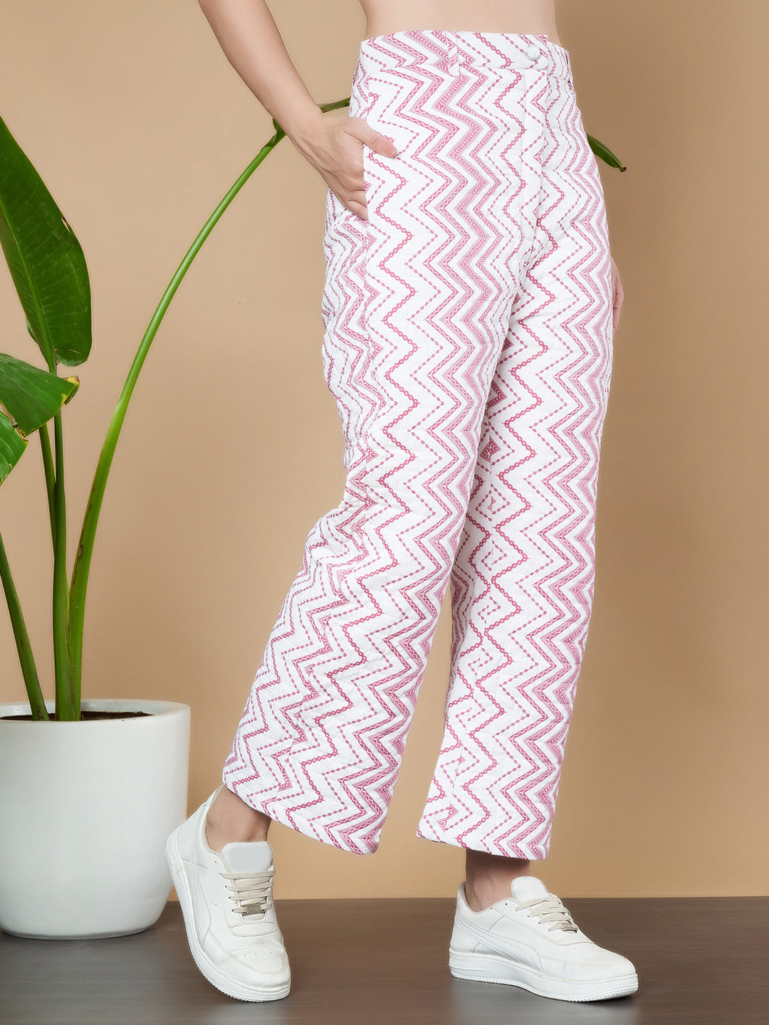 Pantalon matelassé style chevron pour femme