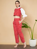 Haut court matelassé et pantalon taille haute pour femme