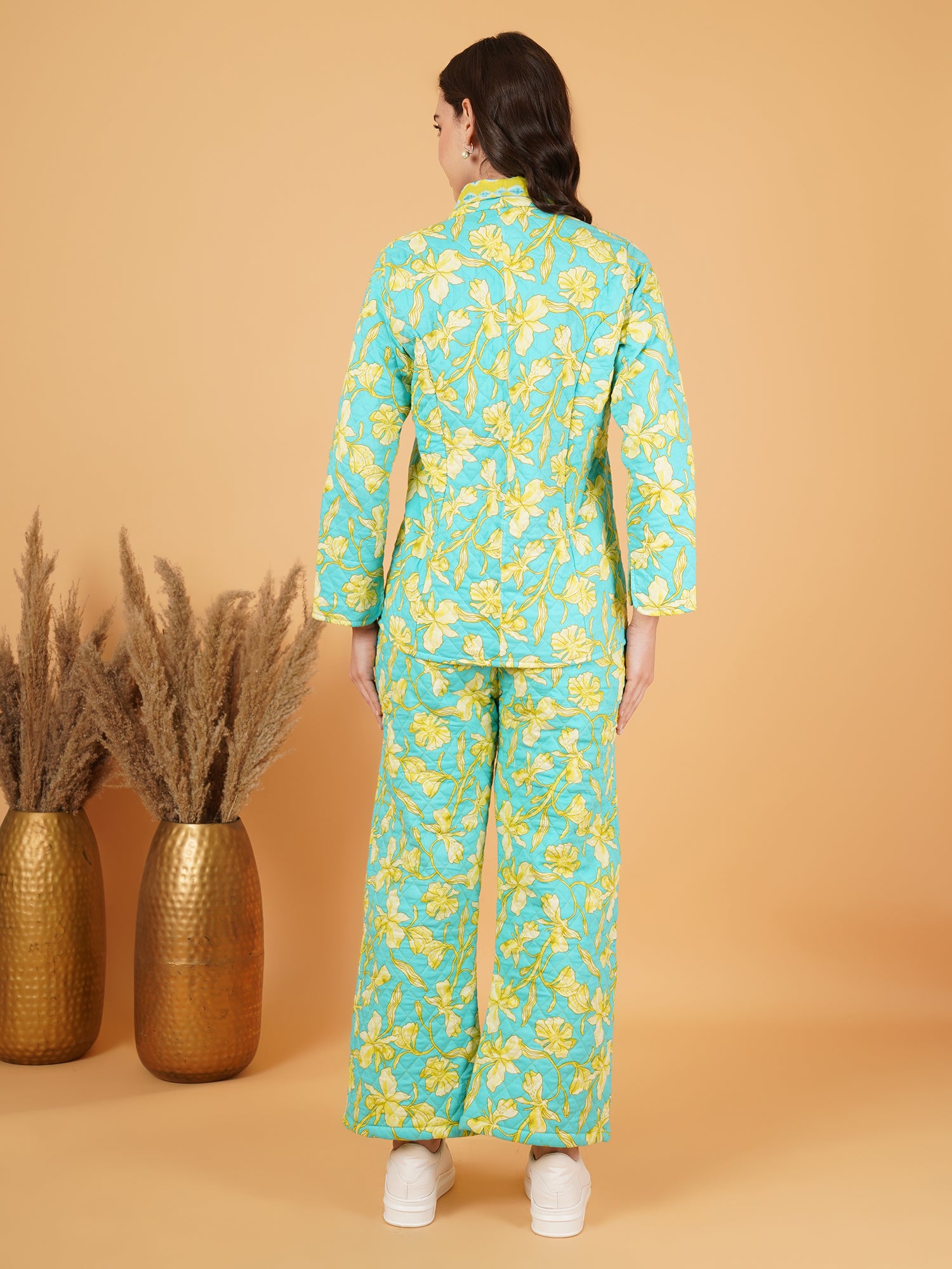 Geblümtes Steppblazer- und Hosenset für Damen